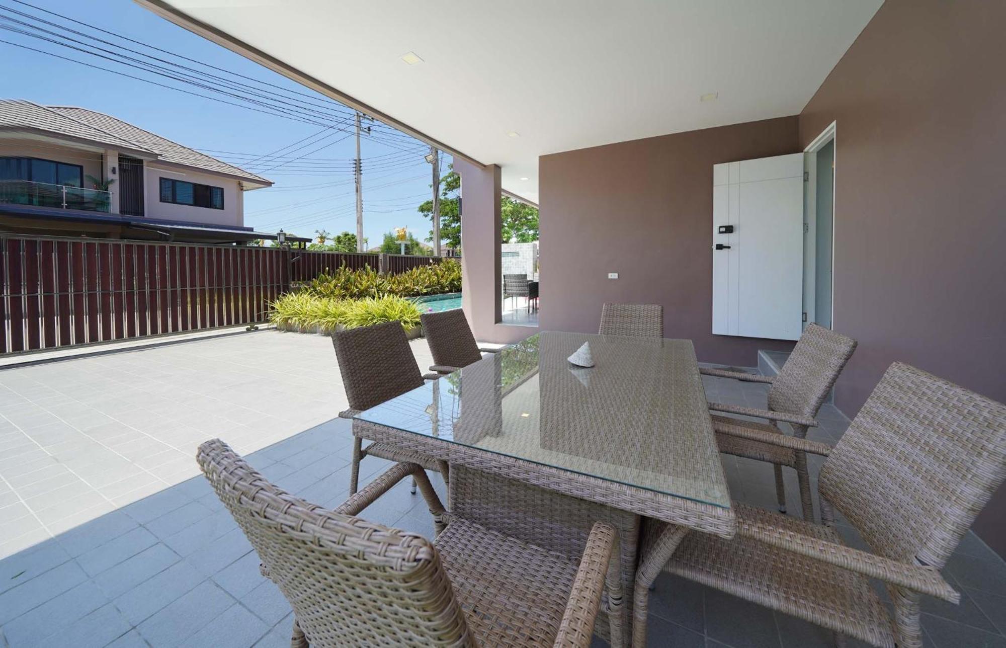 Southern Peak Pool Villa Huay Yai Pattaya Ban Huai Yai Exterior photo